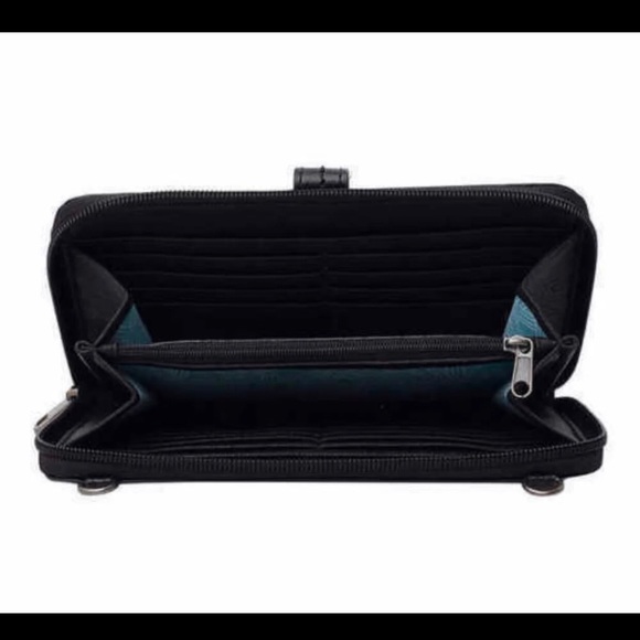 ‼️SALE The SAK  three in one phone phone wallet - Picture 5 of 6